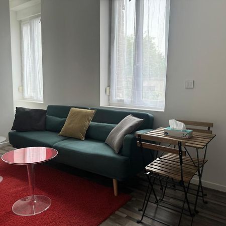 Appartamento Philomene Romilly-sur-Seine Esterno foto